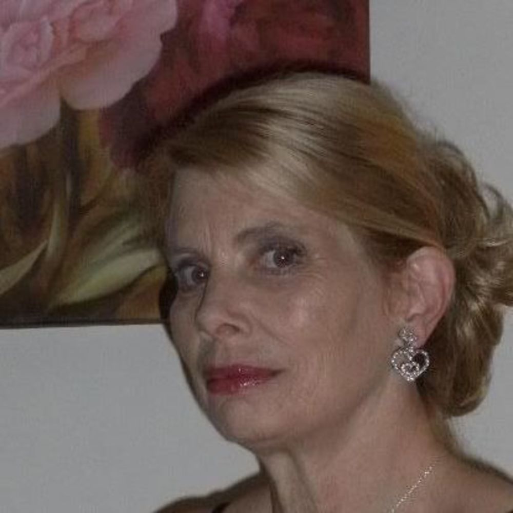 Meet your Posher, Carrie